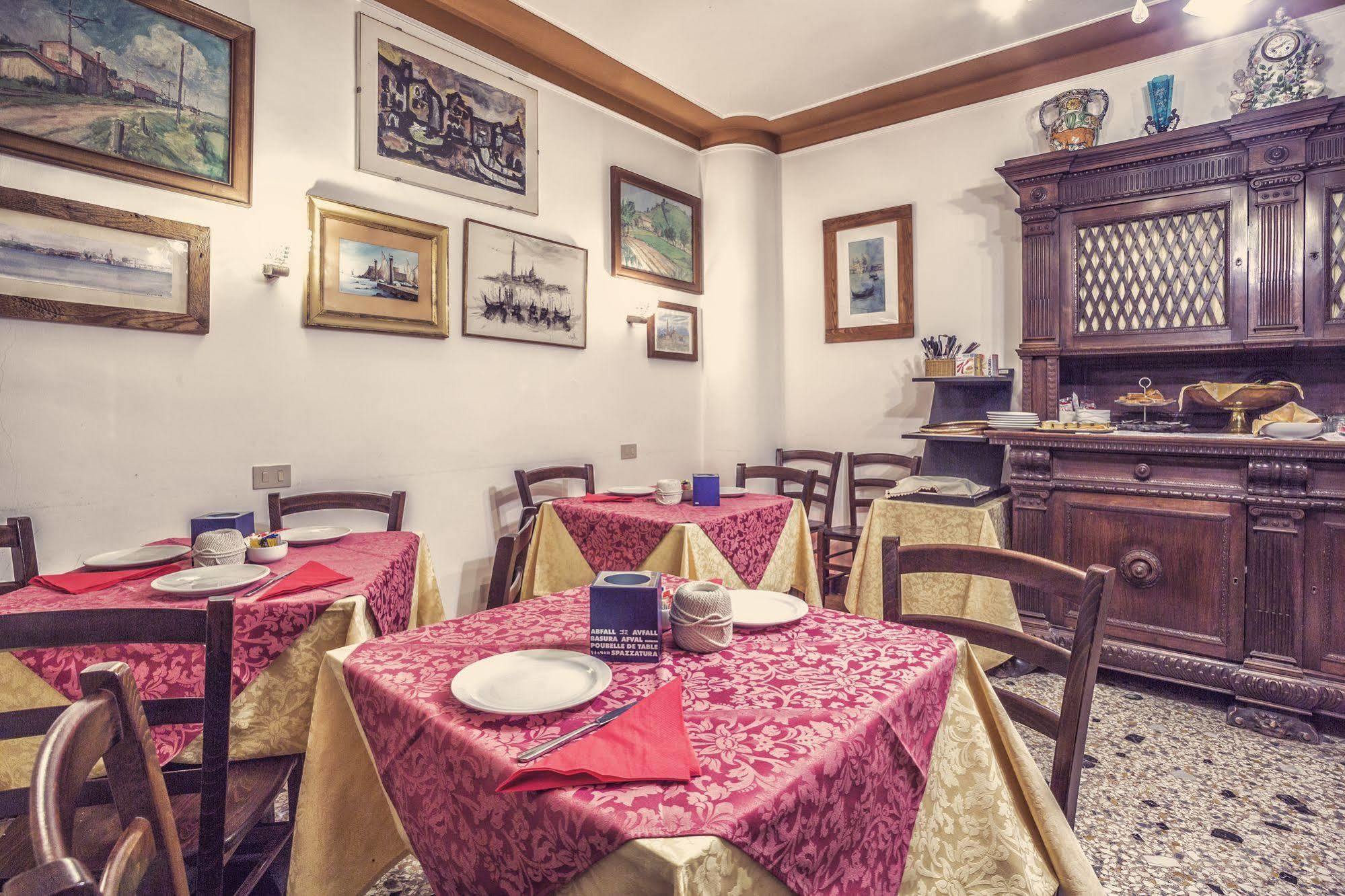 Locanda Bareteri Veneza Exterior foto